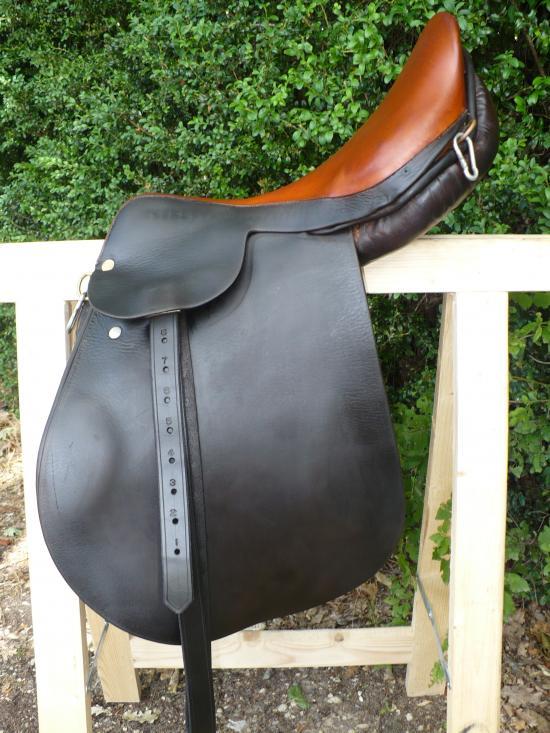 Rénovation d'une selle d'équitation
