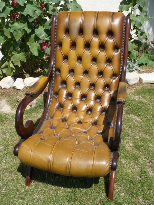 Fauteuil ancien cuir
