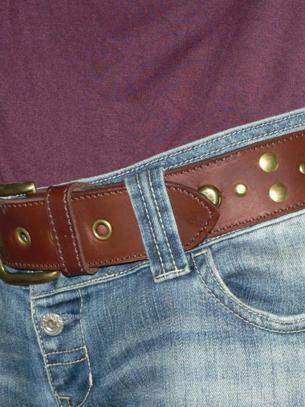 Ceinture à clous